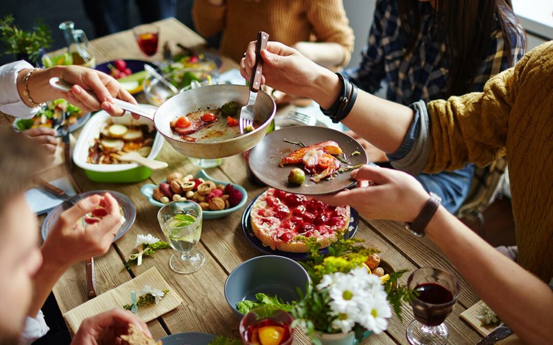 Meal Sharing for Foodies: Food Lovers Guide to the Sharing Economy